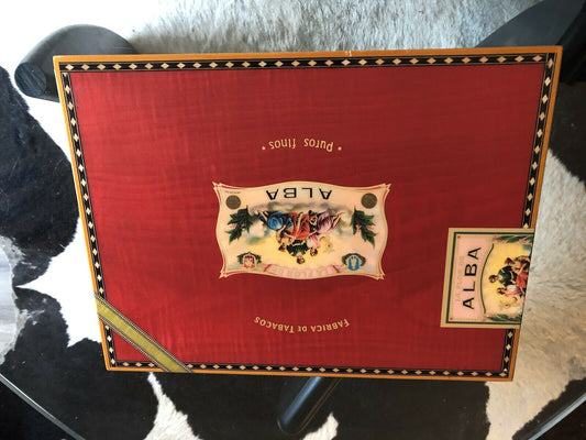 Cigar humidors