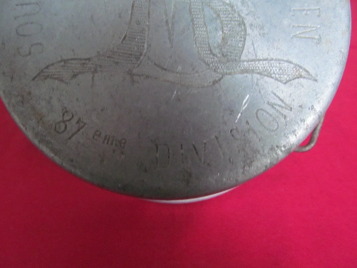 Engraved mess tin French soldier medic trench art WWI Yser poilu Adrian