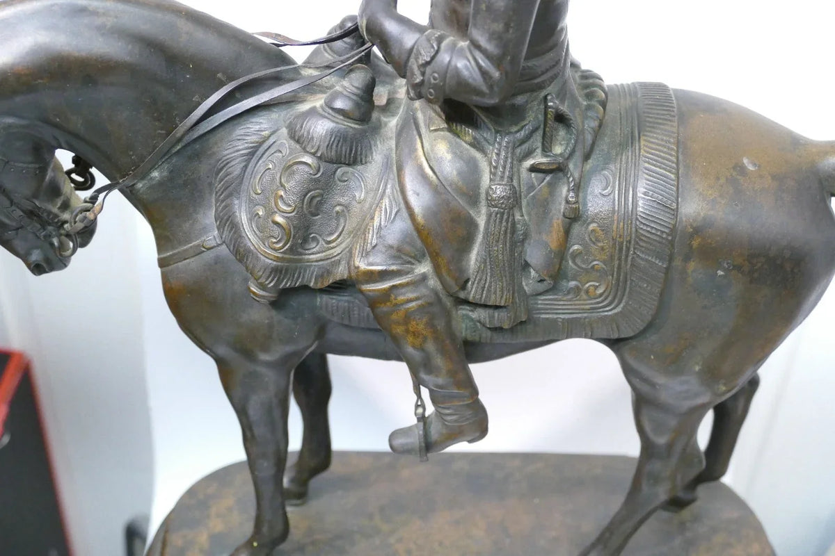Sculpture ancienne en bronze de Rudolf Kaesbach (1873-1955). Napoléon à cheval
