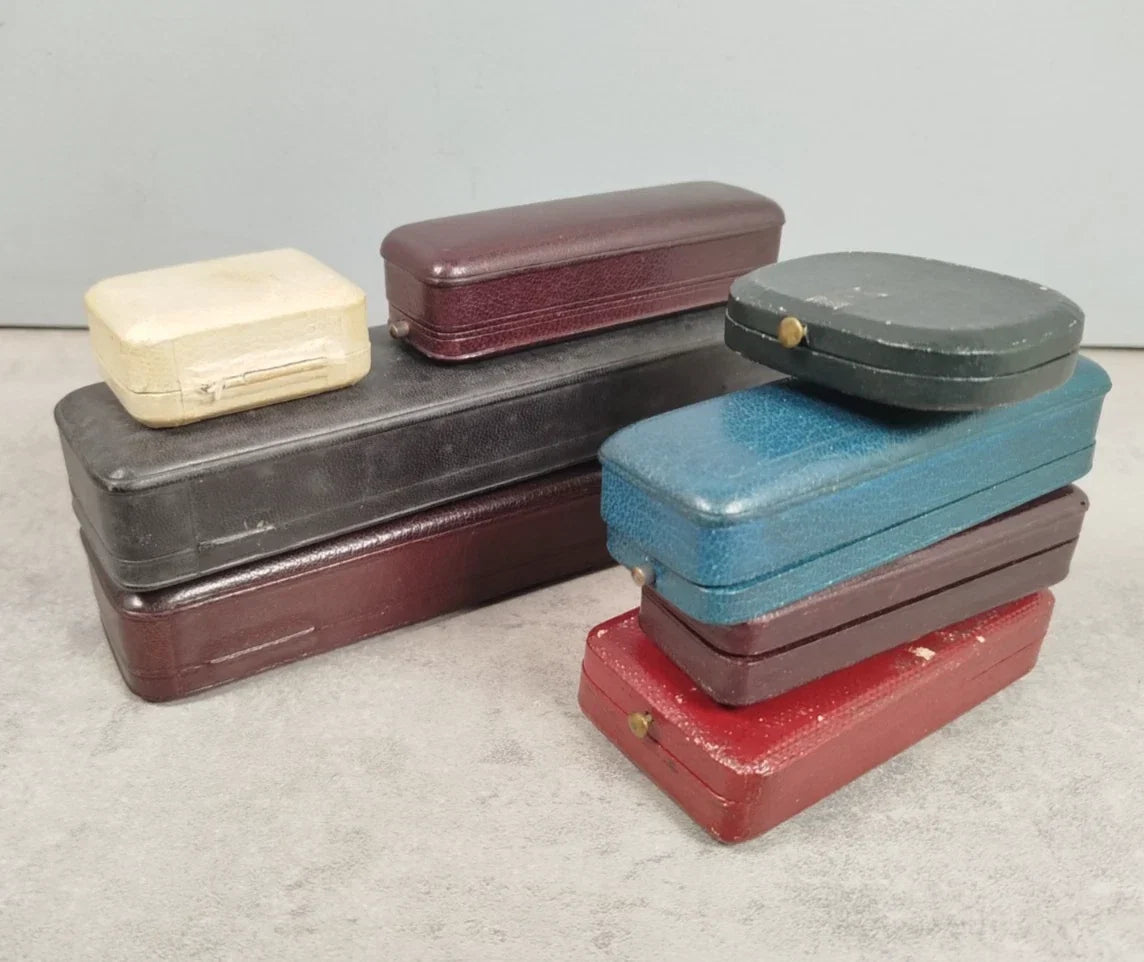 Set of 8 velvet jewelry and watch storage gift boxes for jewelry stores E44