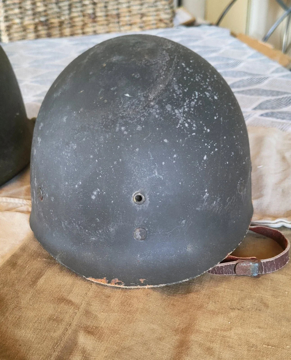 US M1 WWII Helmet 29th Infantry Division D-Day Omaha Beach WWII Normandy Insignia