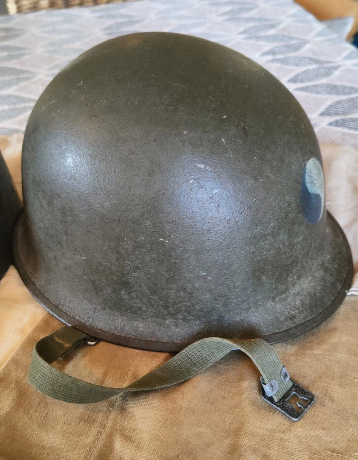 US M1 WWII Helmet 29th Infantry Division D-Day Omaha Beach WWII Normandy Insignia