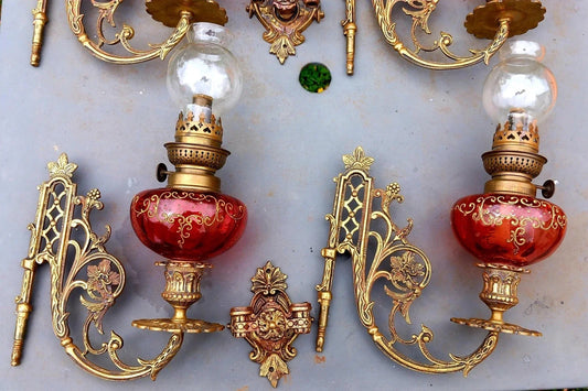 Beautiful pair of lamps, 2 x 2 kerosene piano lamps, enameled glass tubes