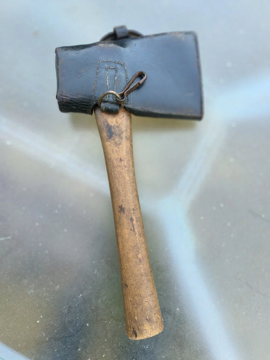 WW2 German pioneer axe 1940, Landser axe + leather sheath, 1944 Vosges liberation