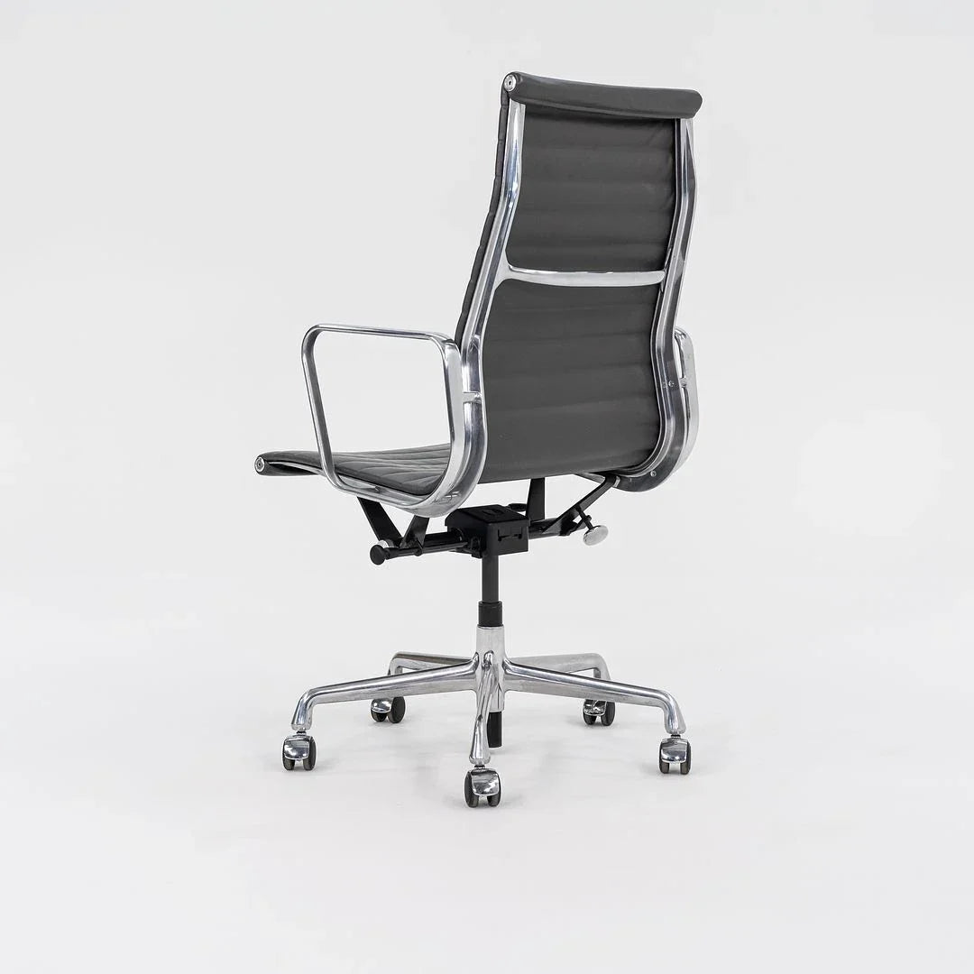 2016 Herman Miller Eames Aluminum Group executive office chair in gray