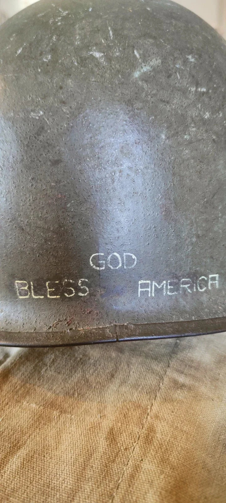 US M1 WWII Helmet 29th Infantry Division D-Day Omaha Beach WWII Normandy Insignia