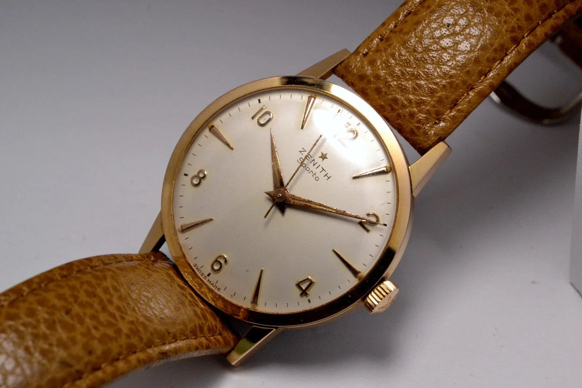 ZENITH SPORTO WATCH NEAR MINT VINTAGE 1960 SWISS WATCH