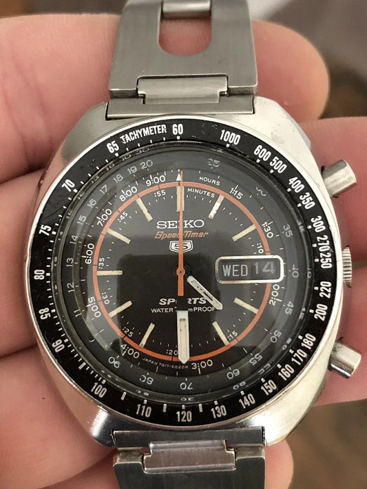 Seiko 5 Sports Speedtimer Chronograph Extraordinary Watch. Near Mint.