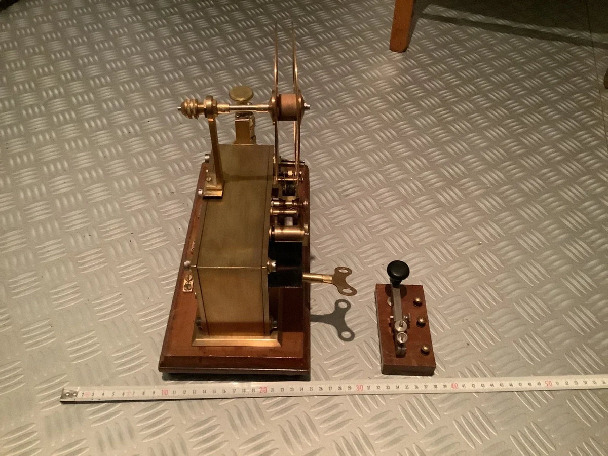 Vintage radio set