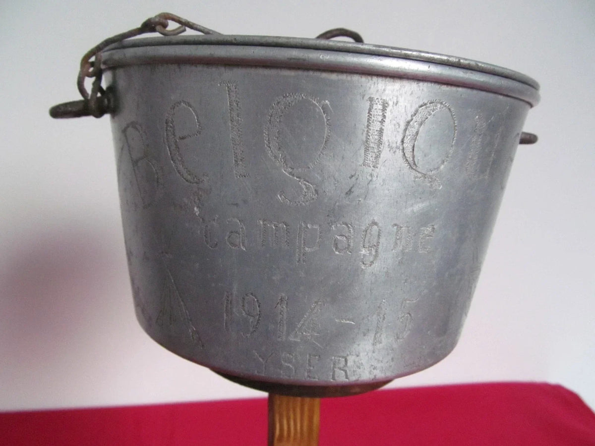 Engraved mess tin French soldier medic trench art WWI Yser poilu Adrian