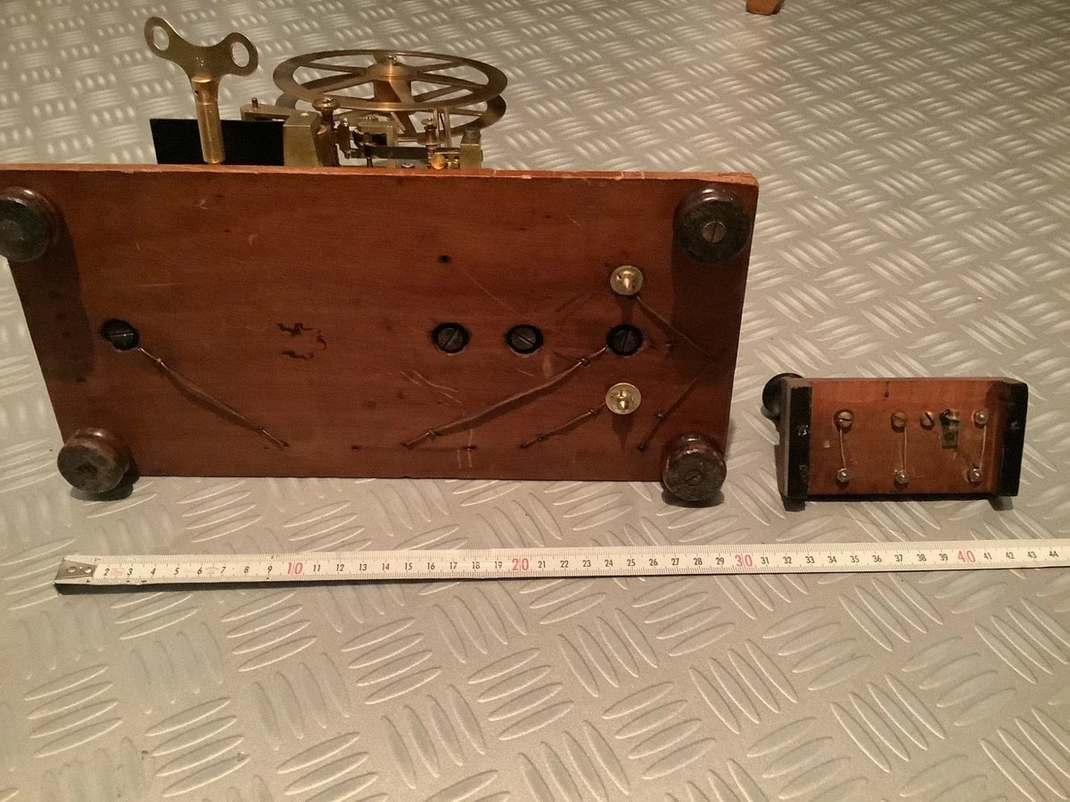 Vintage radio set