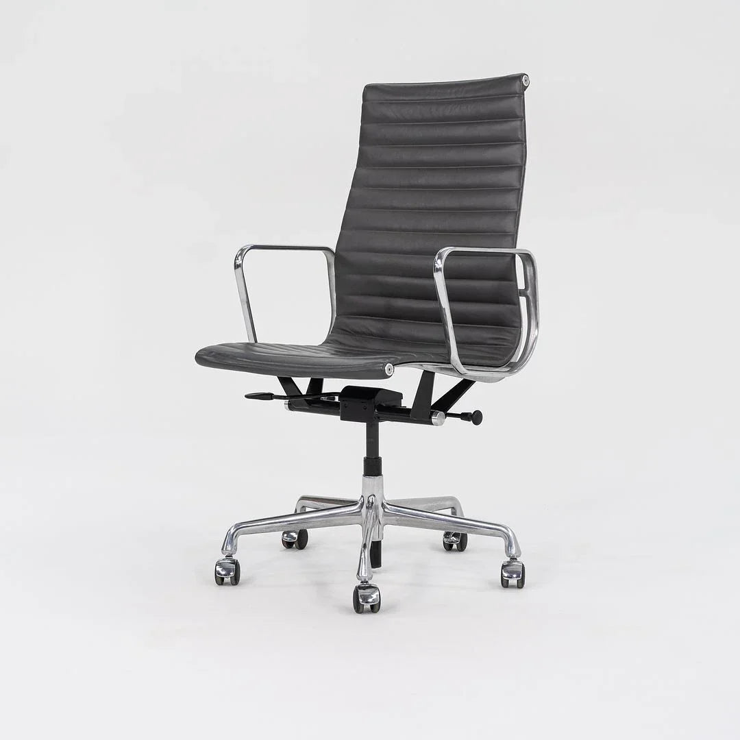 2016 Herman Miller Eames Aluminum Group executive office chair in gray
