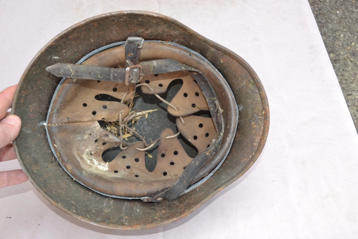 CASQUE CAMOUFLÉ ALLEMAND MODÈLE 1940 SECONDE GUERRE 1944 WH HEER