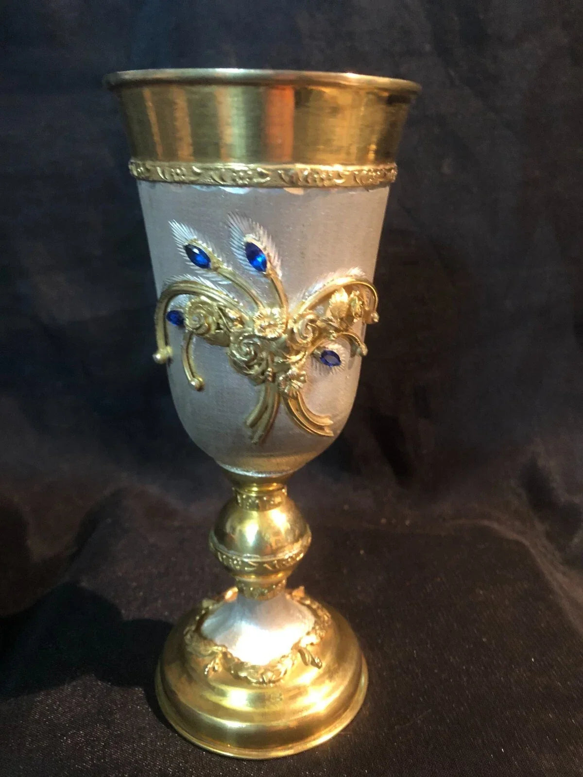 ciborium glass chalice silver-gilt precious stone