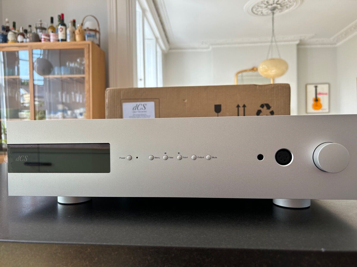 dCS Bartok 2.0 digital headphone amplifier/preamplifier