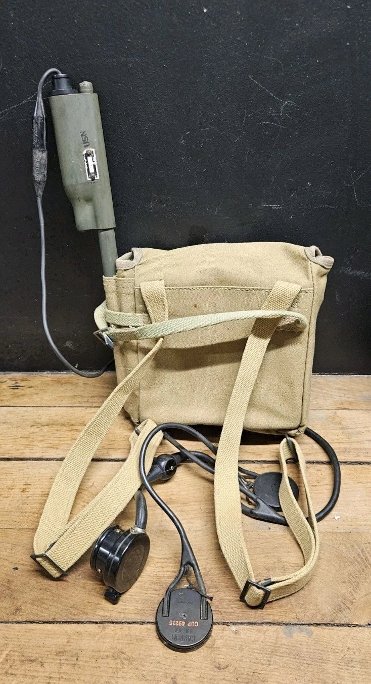 Rare original US Mab-type radio - WW2.