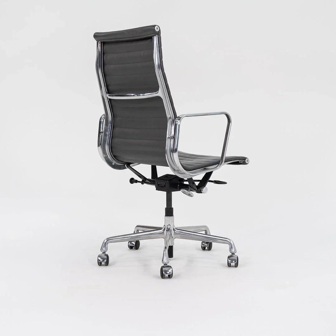 2016 Herman Miller Eames Aluminum Group executive office chair in gray