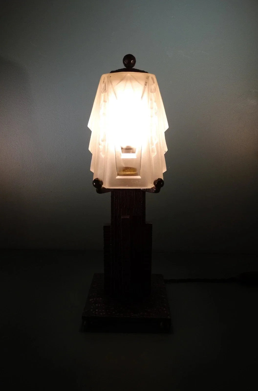 Art Deco skyscraper lamp, building style. Wrought iron, Muller Frères Lunéville.