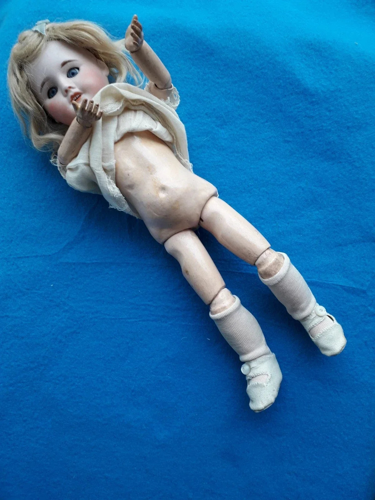 Myette doll from the Lisette magazine, issue no. 1 of 1921