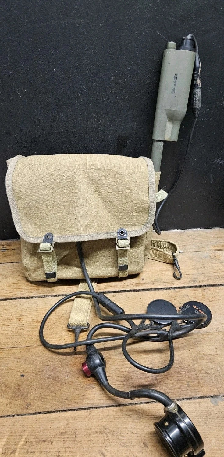 Rare original US Mab-type radio - WW2.