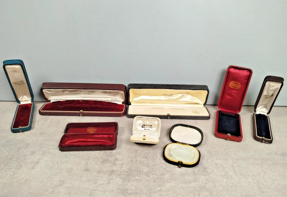 Set of 8 velvet jewelry and watch storage gift boxes for jewelry stores E44