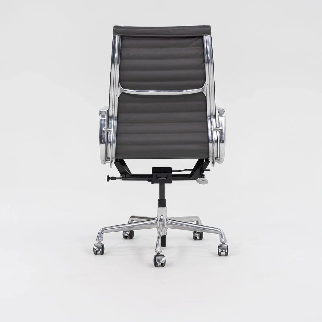 2016 Herman Miller Eames Aluminum Group executive office chair in gray