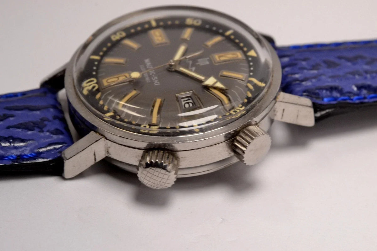 MONTRE ANCIENNE LIP NAUTIC SKI COMPRESSOR R184 1967 FRENCH STAINLESS STEEL WATCH