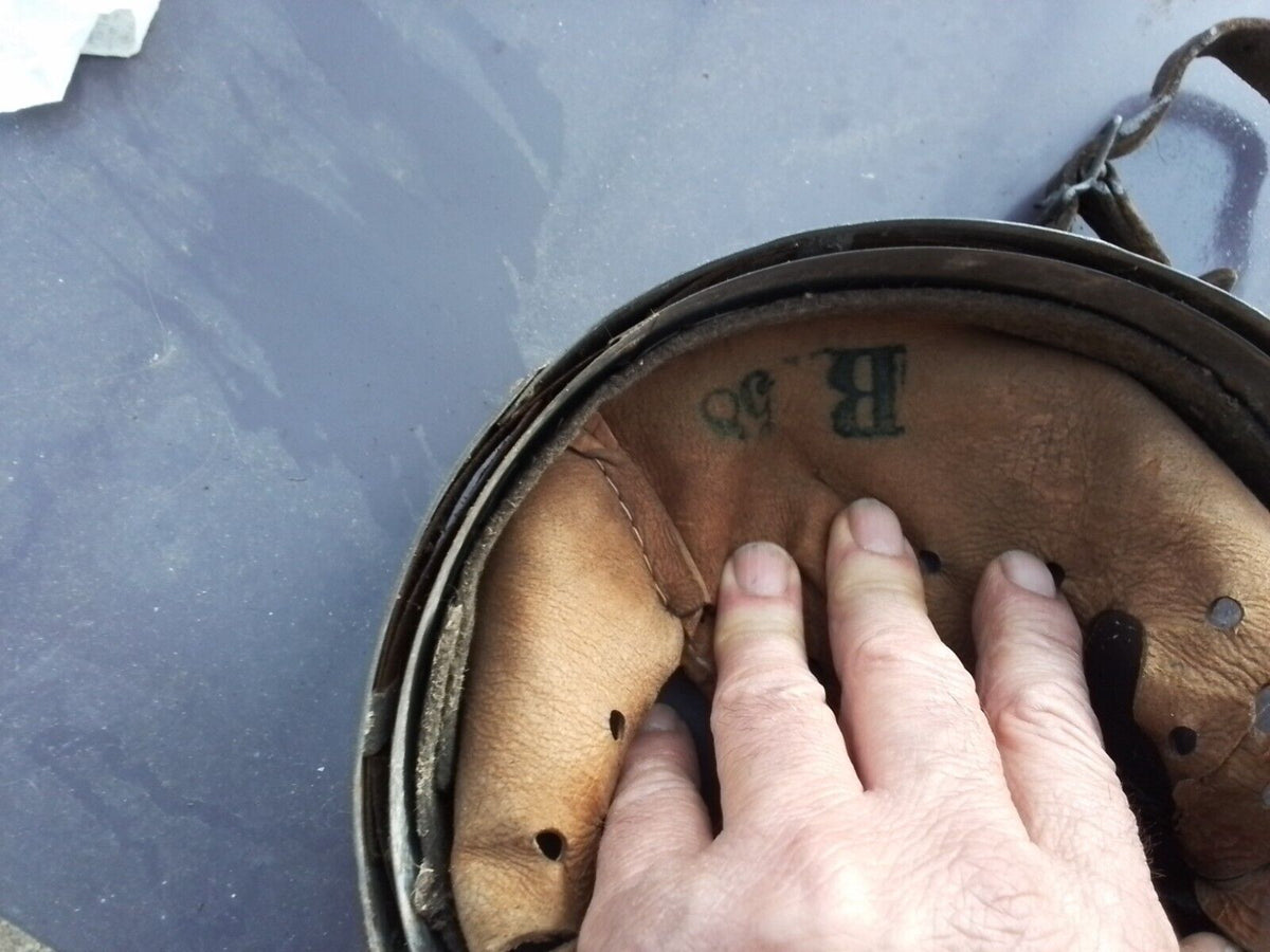 WW2 German helmet 1940 size 64