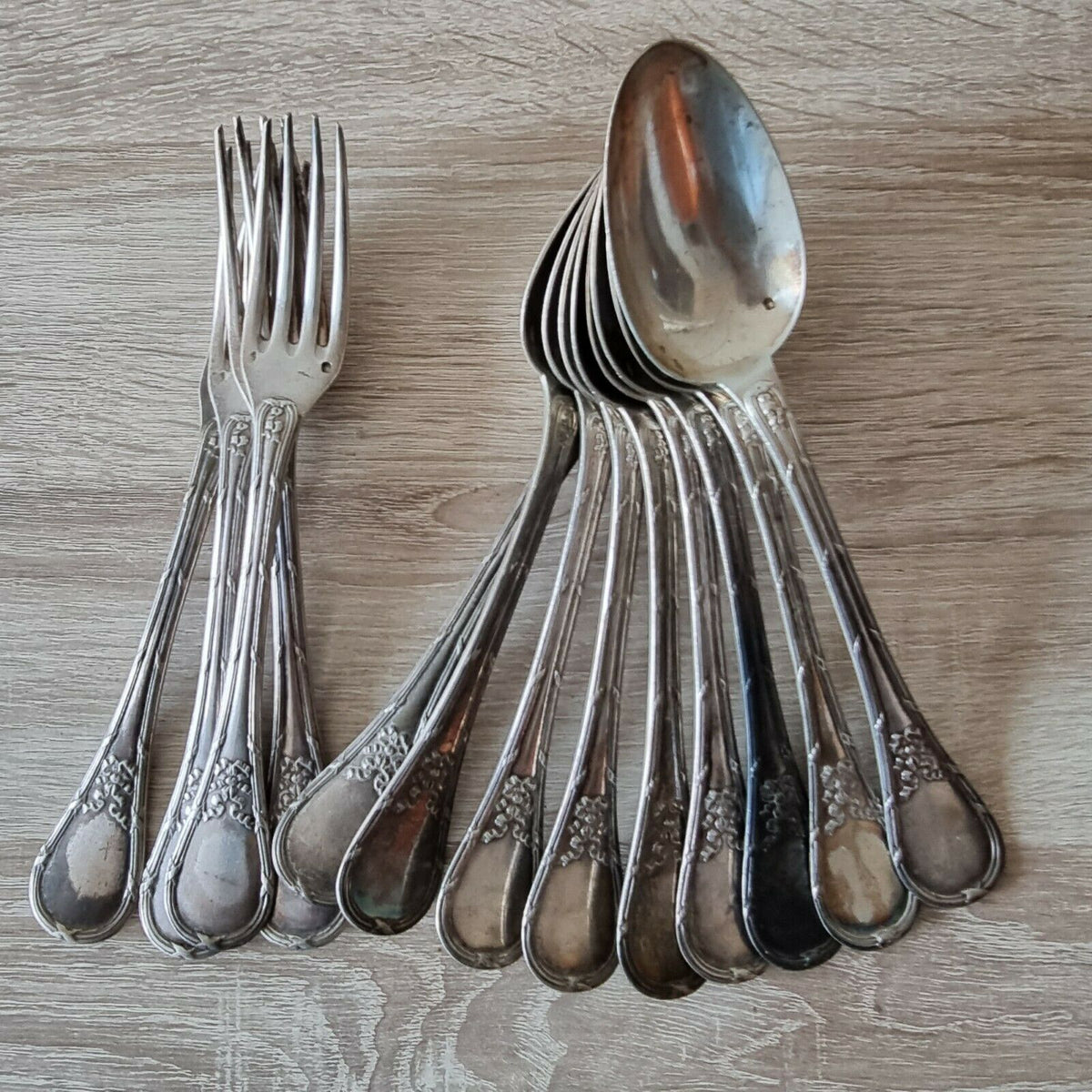Set of solid silver Minerva cutlery