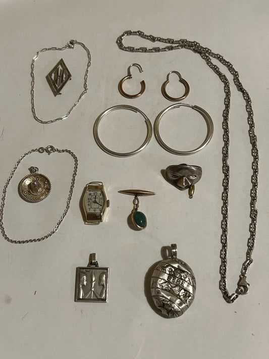 Lots of antique 18k gold and solid silver jewelry