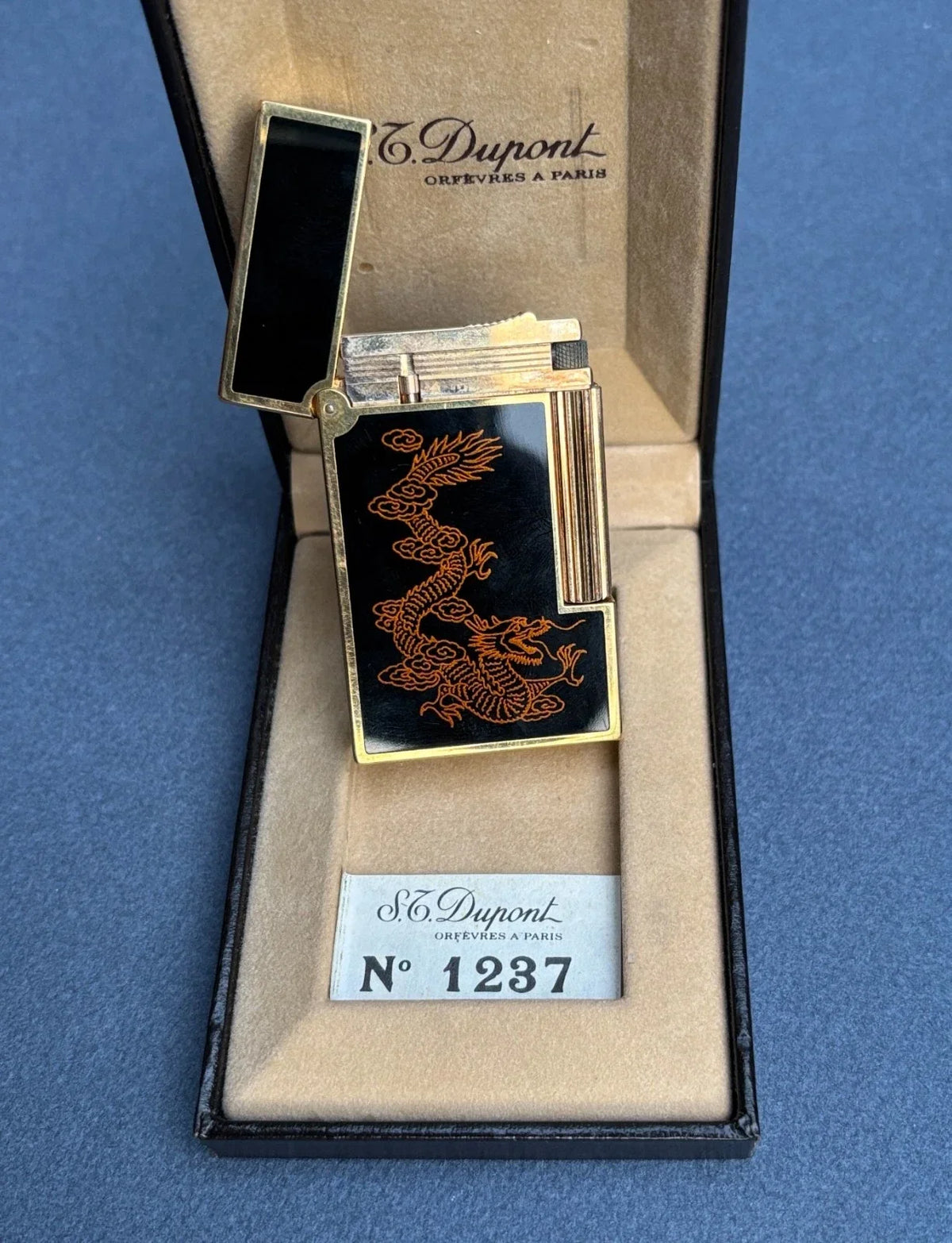 S.T. Dupont Chinese lacquer lighter with dragon motif, gold-plated