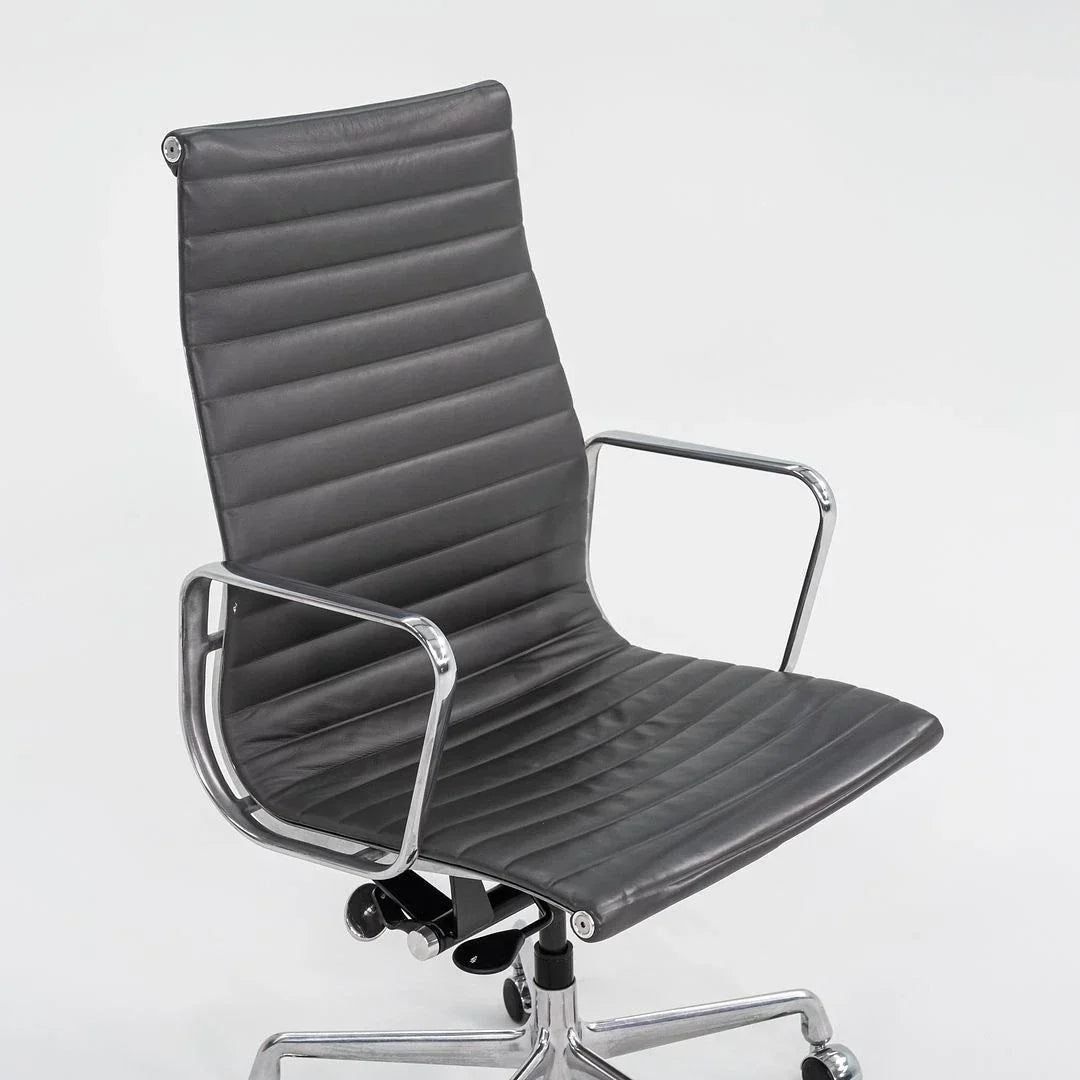 2016 Herman Miller Eames Aluminum Group executive office chair in gray