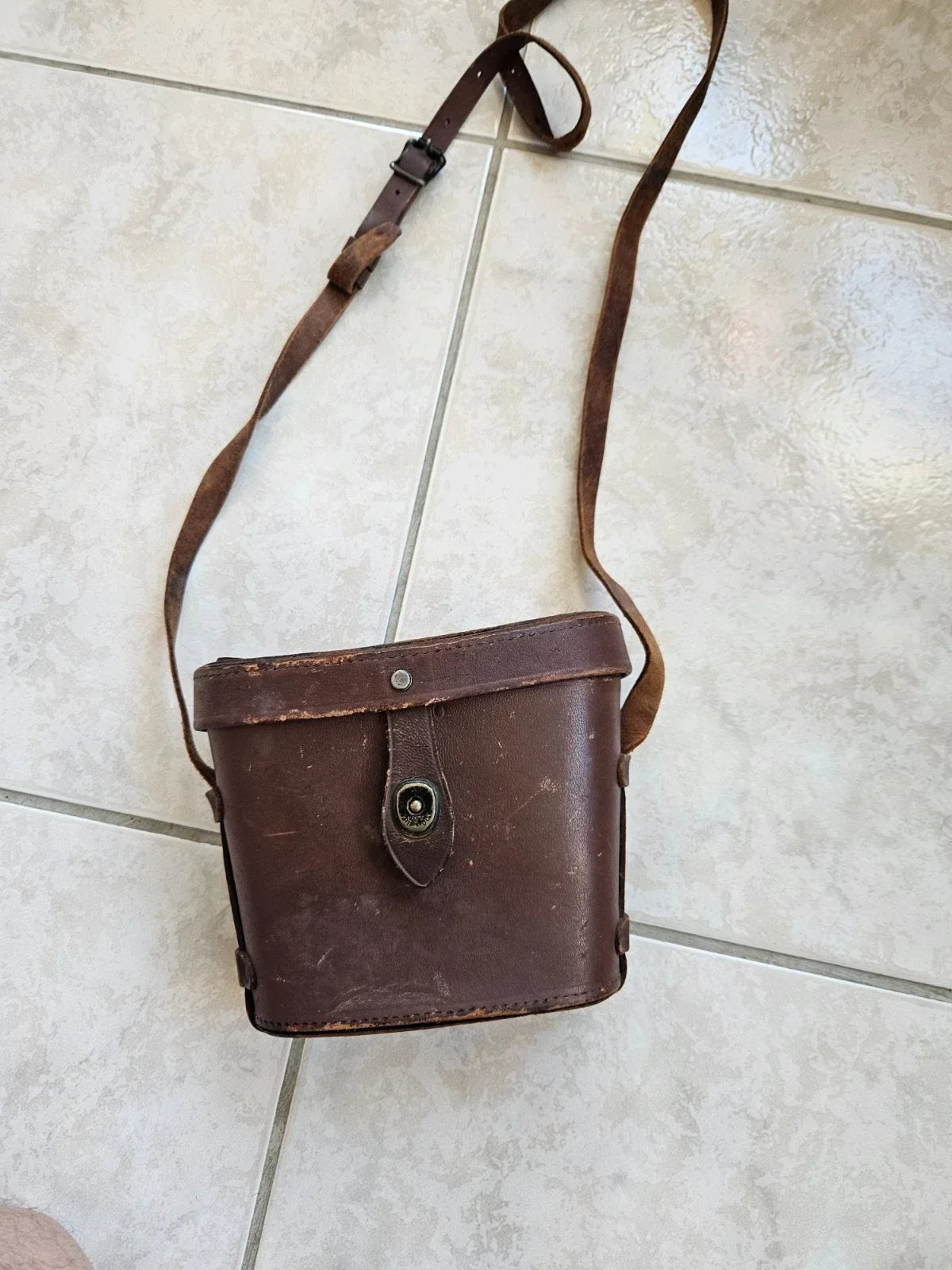 US 1942 WWII binoculars