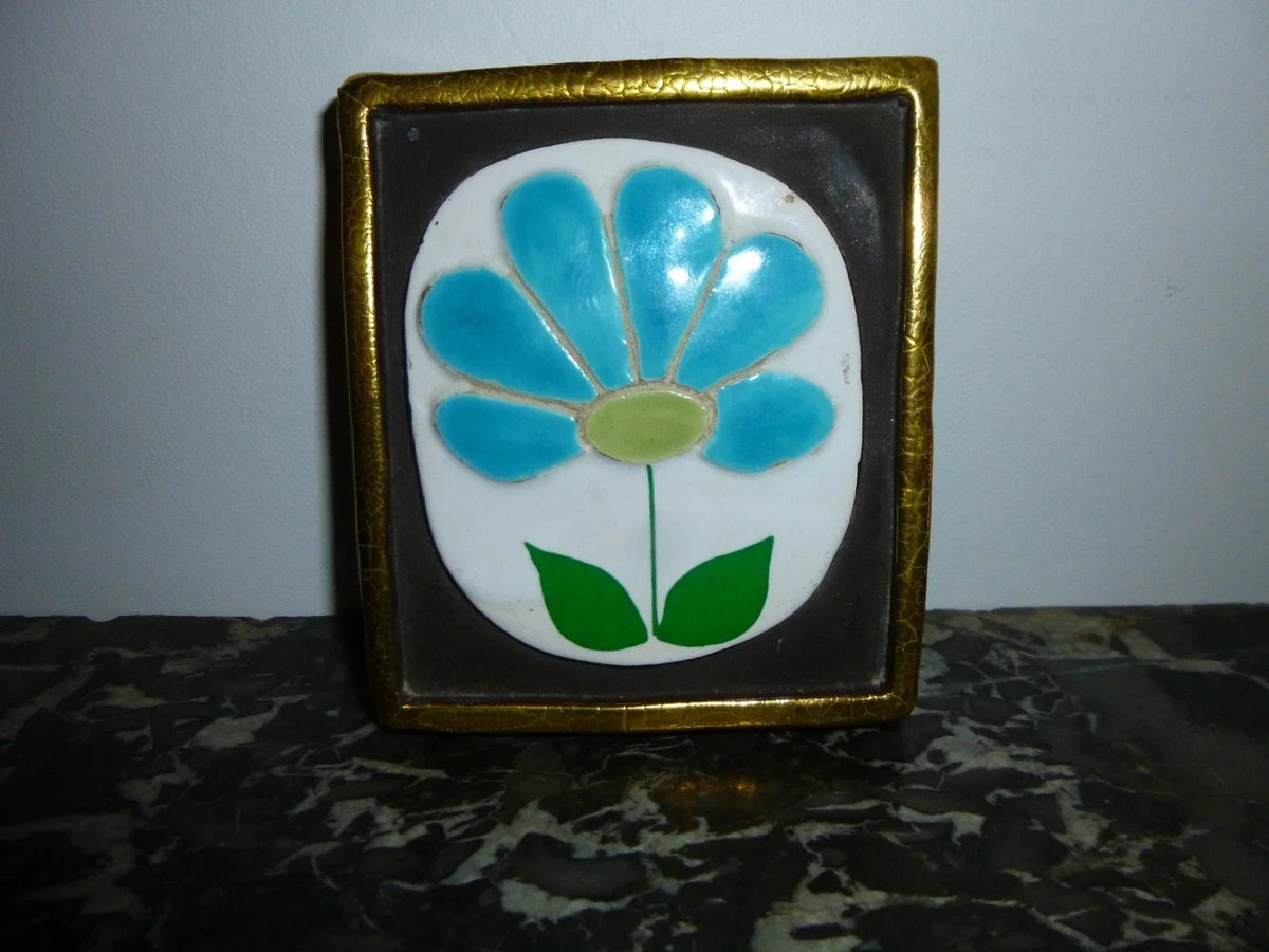 Beautiful Mithé Espelt enamelled gilt ceramic jewelry box, 1970s, Lembo era