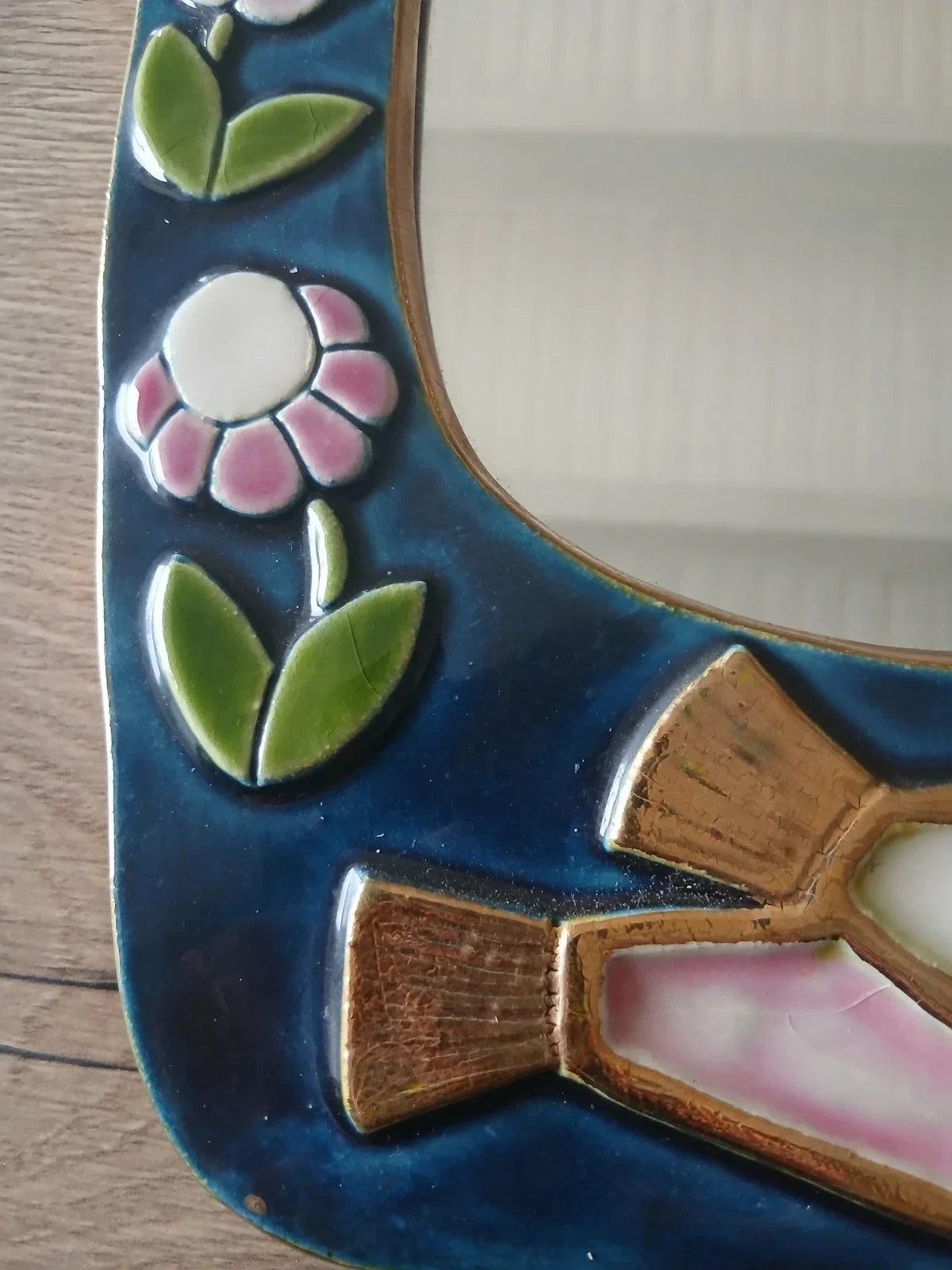 Miroir en céramique de Mithé Espelt
