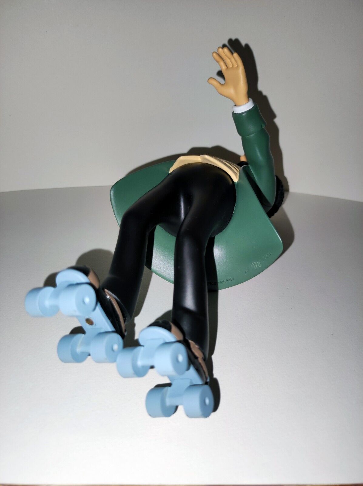 Leblon sunflower figurine