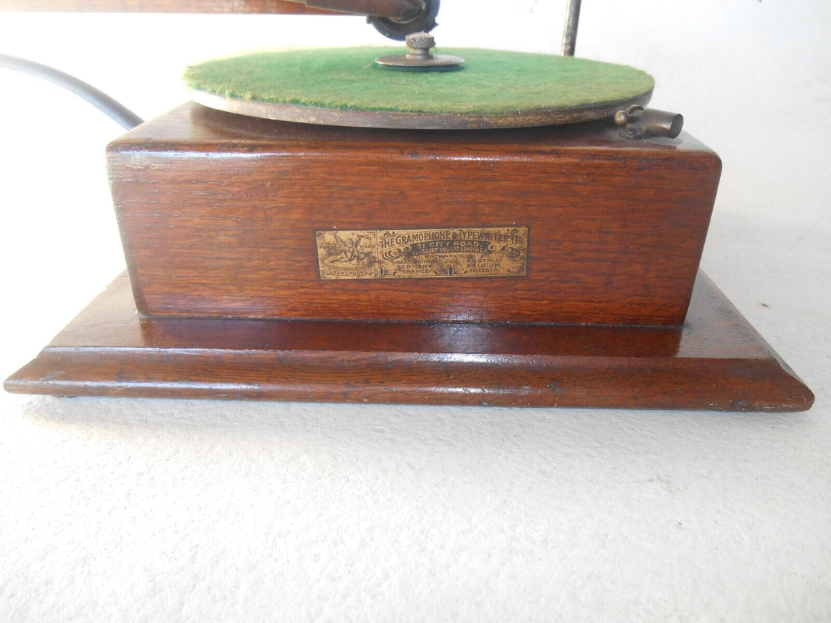 Phonograph